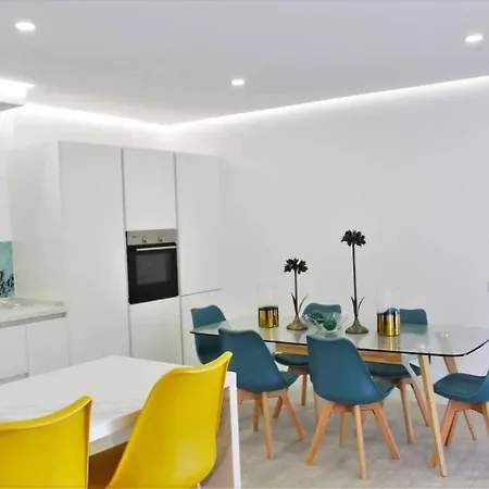 Ocean Garden 212 *